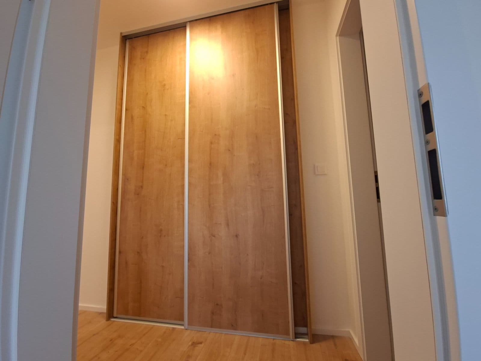 2 bedroom with open-plan kitchen flat to rent, 86 m², Brno, Jihomoravský Region 2 bedroom with open-plan kitchen flat to rent, 86 m², Brno, Jihomoravský Region