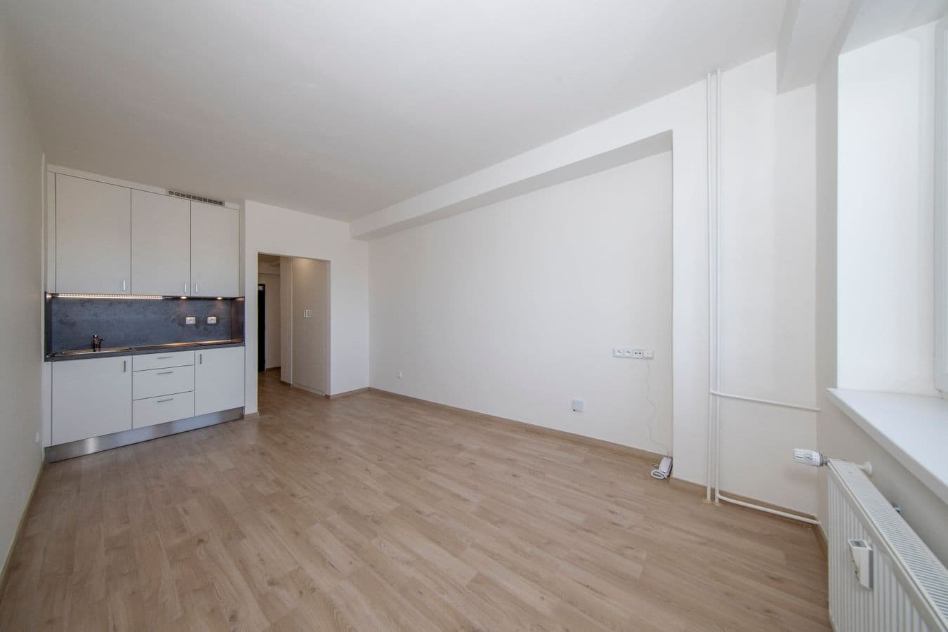 Studio flat to rent, 27 m², Peroutkova, Prague, Prague Studio flat to rent, 27 m², Peroutkova, Prague, Prague