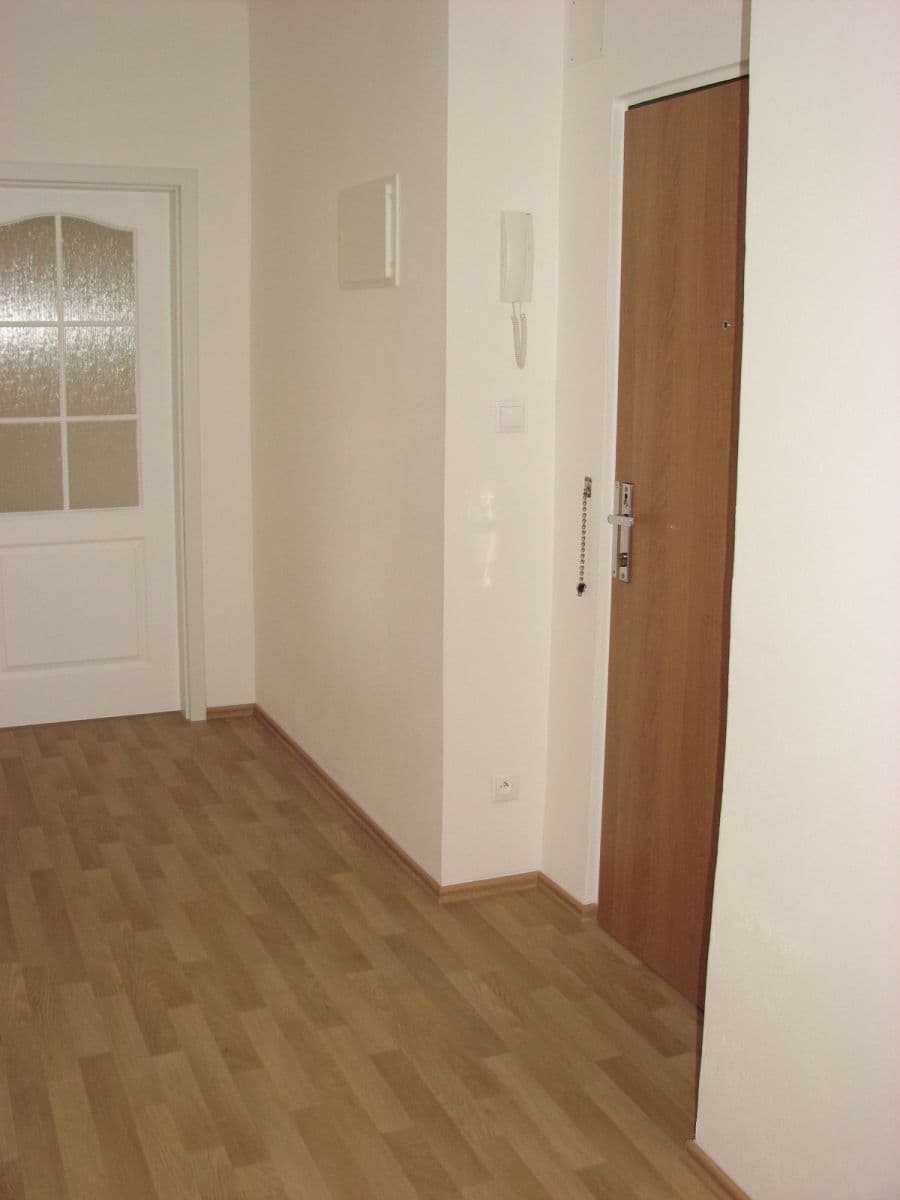 2 bedroom flat to rent, 54 m², Bratří Čapků, Příbram, Středočeský Region 2 bedroom flat to rent, 54 m², Bratří Čapků, Příbram, Středočeský Region