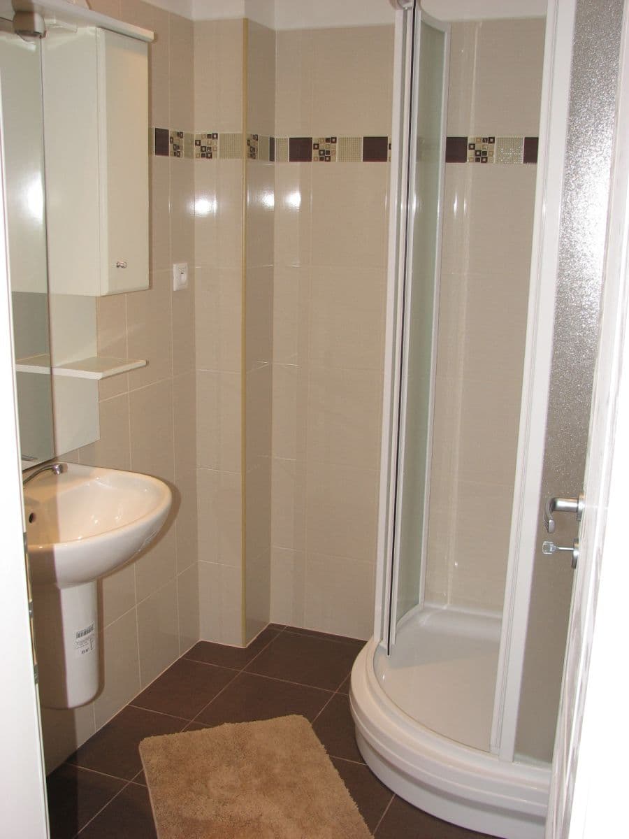 2 bedroom flat to rent, 54 m², Bratří Čapků, Příbram, Středočeský Region 2 bedroom flat to rent, 54 m², Bratří Čapků, Příbram, Středočeský Region