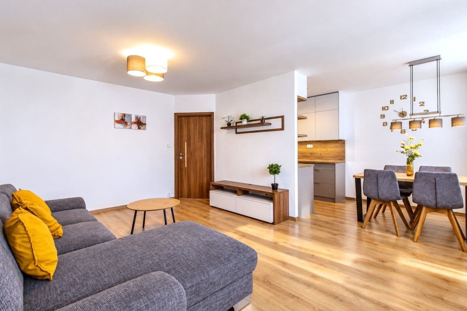 2 bedroom with open-plan kitchen flat to rent, 72 m², Dominova, Prague, Prague 2 bedroom with open-plan kitchen flat to rent, 72 m², Dominova, Prague, Prague