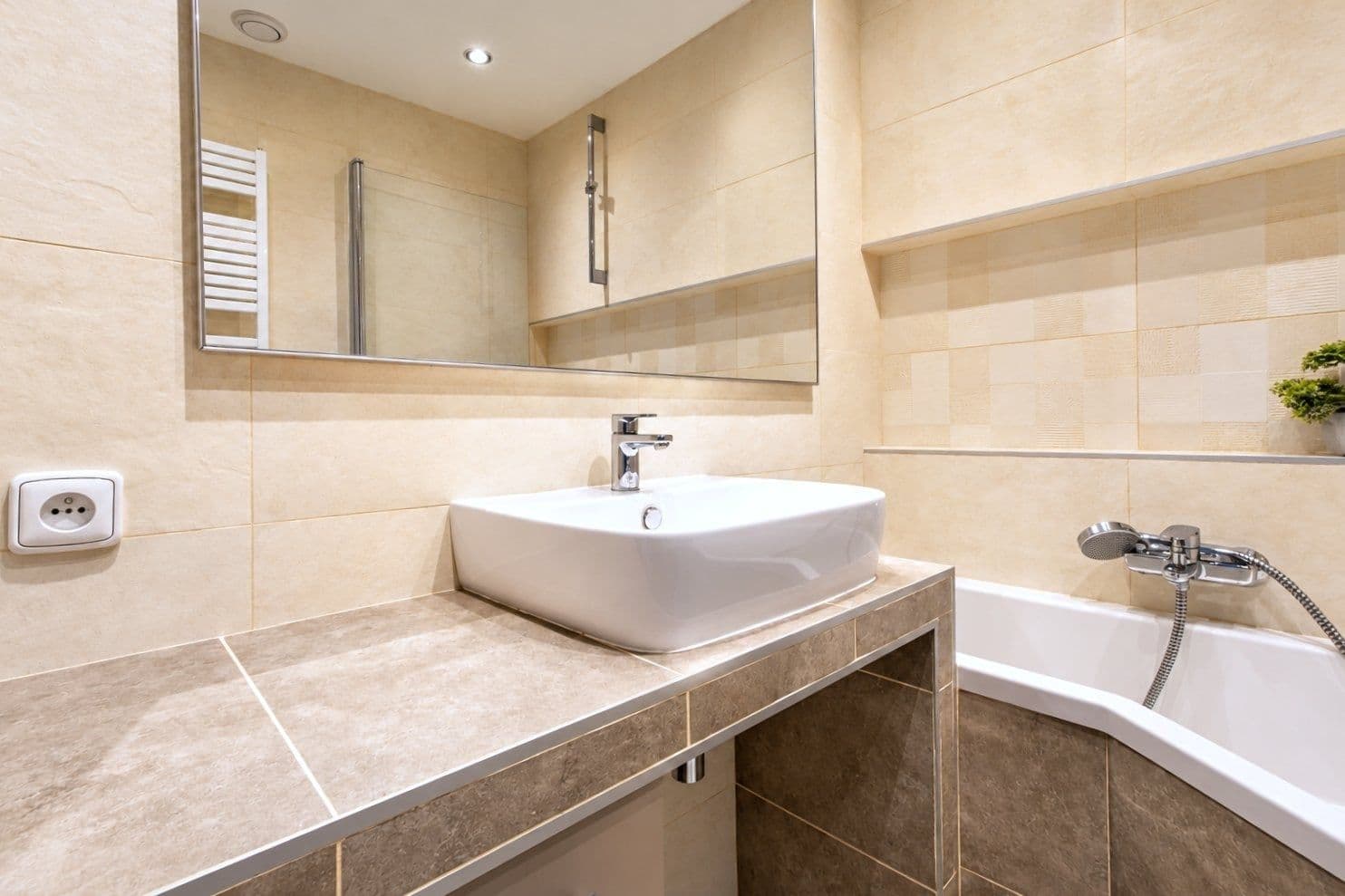 2 bedroom with open-plan kitchen flat to rent, 72 m², Dominova, Prague, Prague 2 bedroom with open-plan kitchen flat to rent, 72 m², Dominova, Prague, Prague