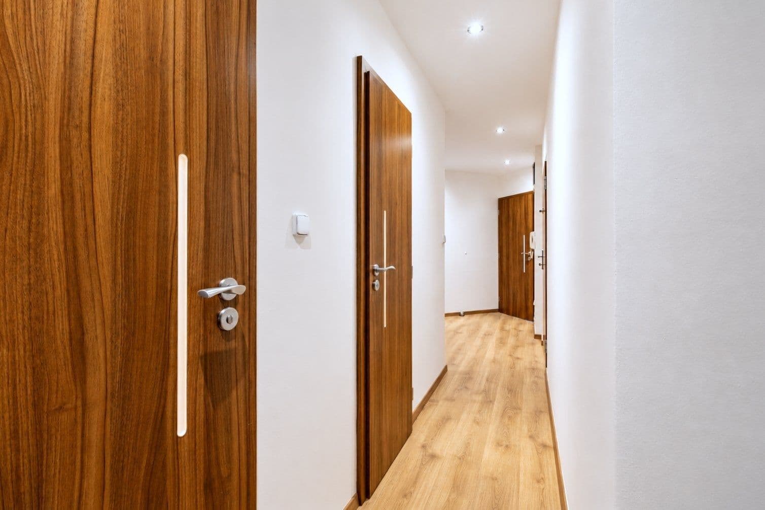 2 bedroom with open-plan kitchen flat to rent, 72 m², Dominova, Prague, Prague 2 bedroom with open-plan kitchen flat to rent, 72 m², Dominova, Prague, Prague