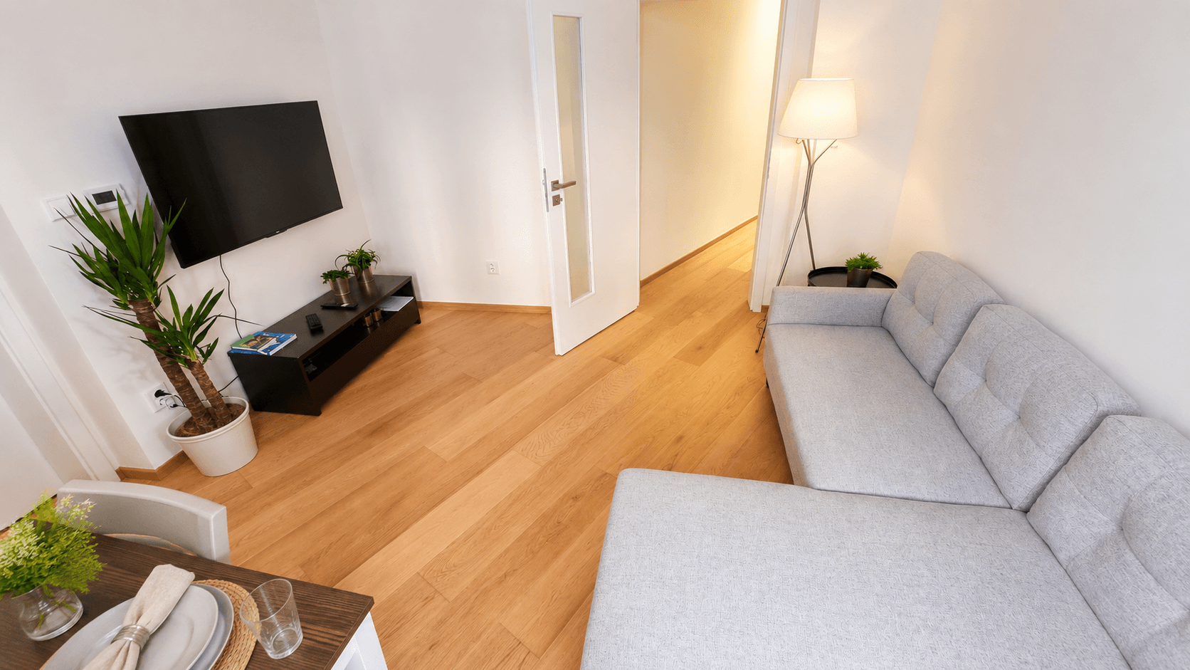 3 bedroom flat to rent, 74 m², Na Neklance, Prague, Prague 3 bedroom flat to rent, 74 m², Na Neklance, Prague, Prague