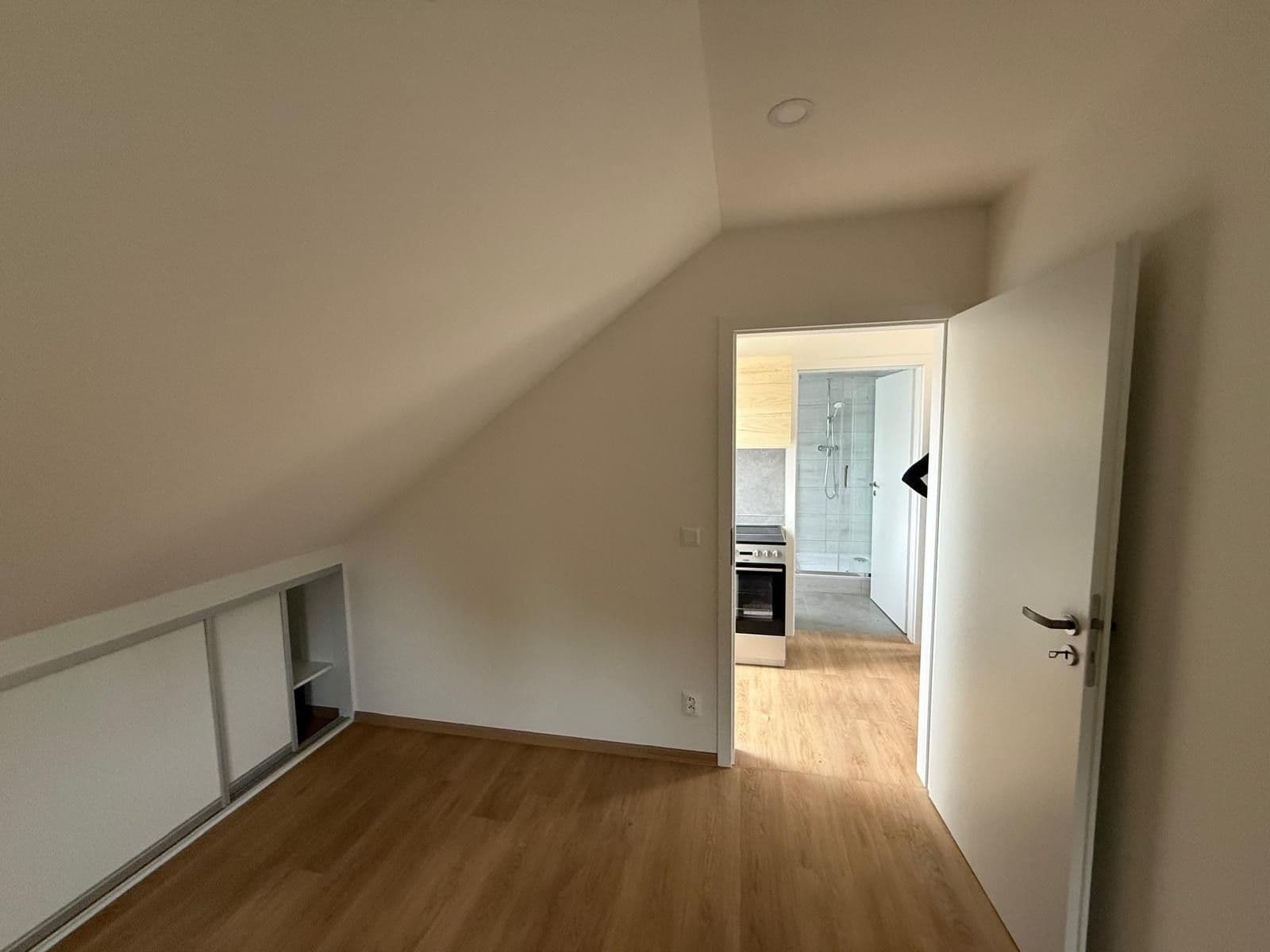 1 bedroom with open-plan kitchen flat to rent, 42 m², Měšice, Středočeský Region 1 bedroom with open-plan kitchen flat to rent, 42 m², Měšice, Středočeský Region