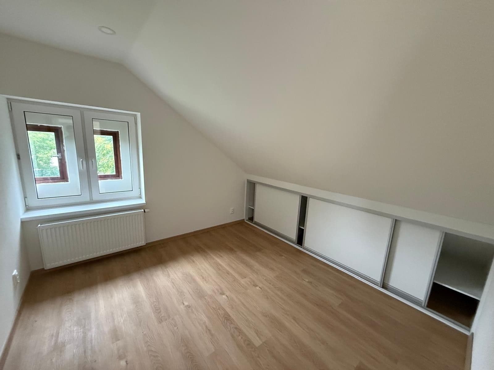 1 bedroom with open-plan kitchen flat to rent, 42 m², Měšice, Středočeský Region 1 bedroom with open-plan kitchen flat to rent, 42 m², Měšice, Středočeský Region