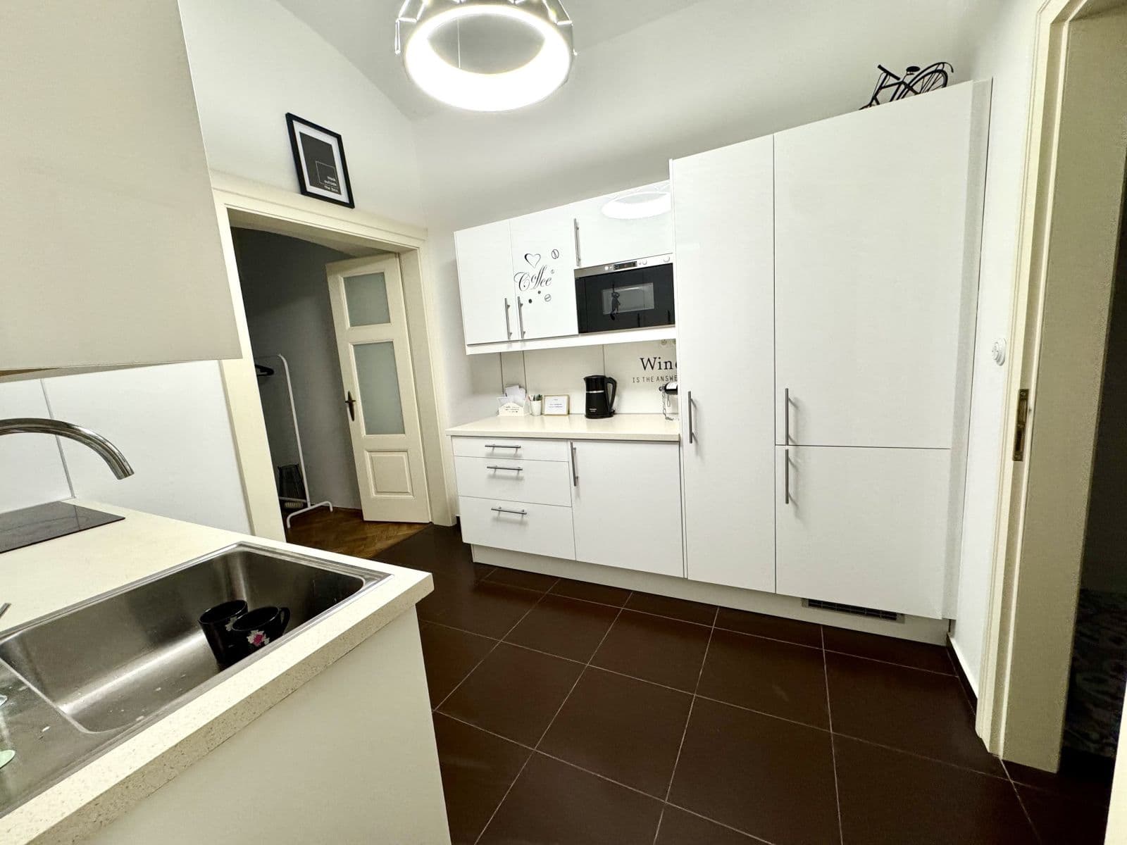 flat to rent, 90 m², Navrátilova, Prague, Prague flat to rent, 90 m², Navrátilova, Prague, Prague