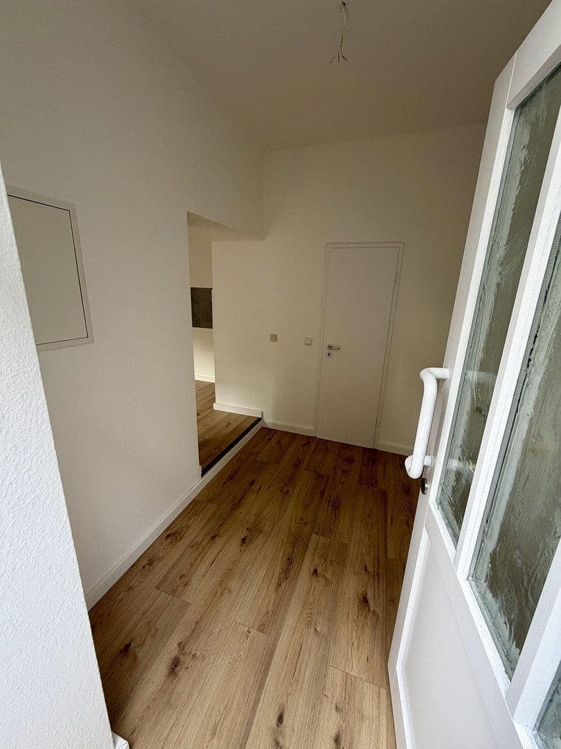 2 bedroom flat to rent, 76 m², Adolfstr. 9, Krefeld, North Rhine-Westphalia 2 bedroom flat to rent, 76 m², Adolfstr. 9, Krefeld, North Rhine-Westphalia