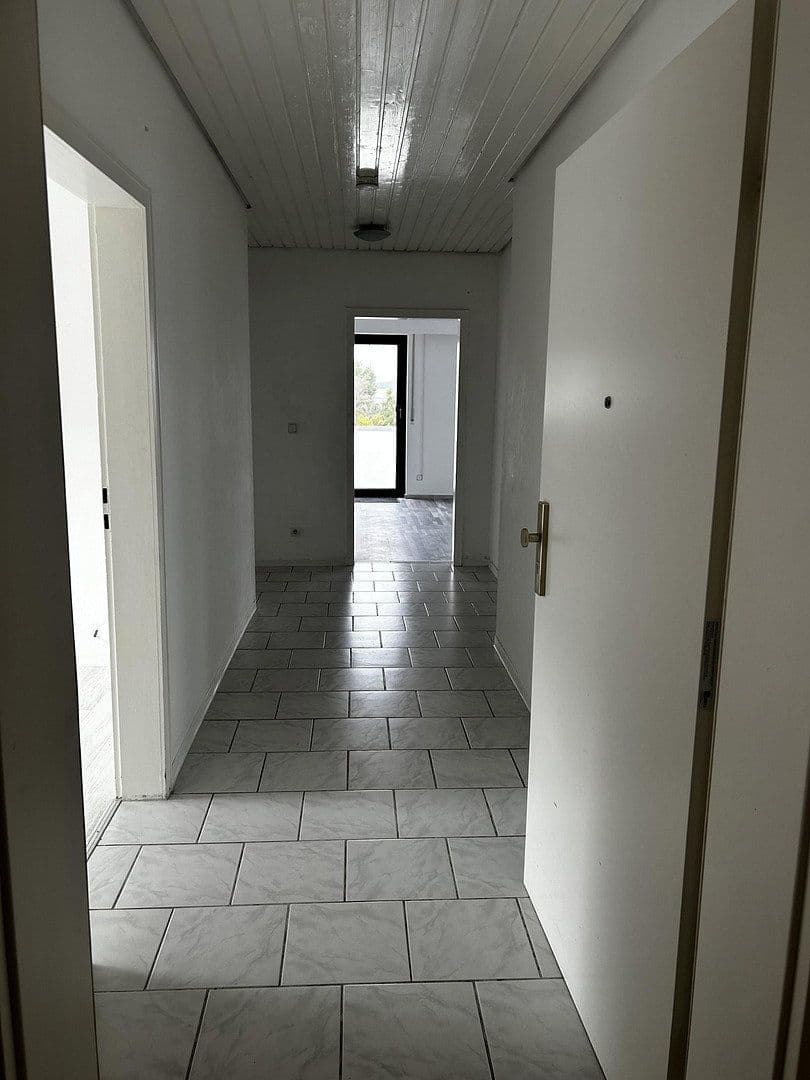 3 bedroom flat to rent, 89 m², Obere Waldstraße 22, Taunusstein, Hesse 3 bedroom flat to rent, 89 m², Obere Waldstraße 22, Taunusstein, Hesse