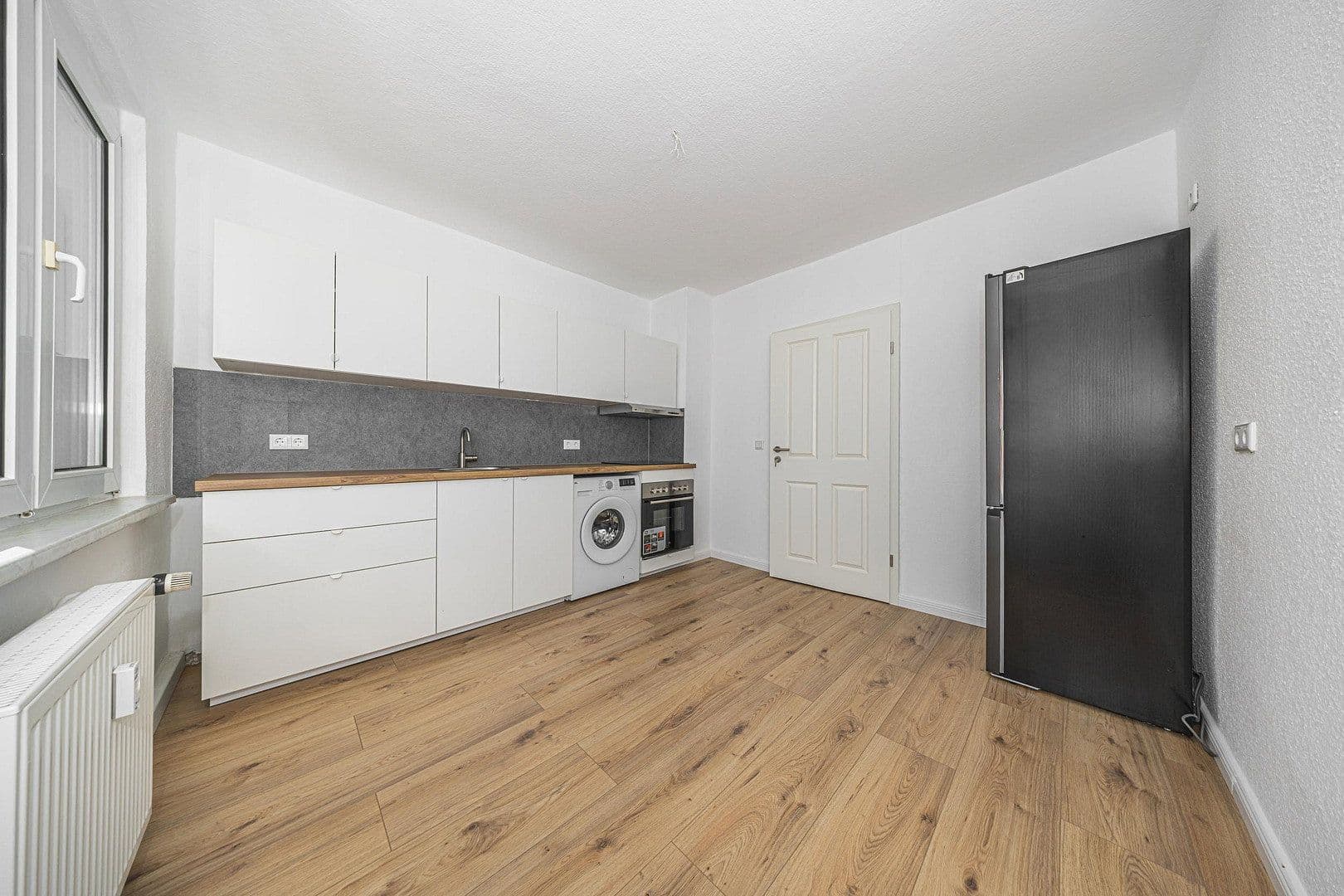 5 bedroom flat for sale, 80 m², Peresaer Strasse 3b, Groitzsch, Saxony 5 bedroom flat for sale, 80 m², Peresaer Strasse 3b, Groitzsch, Saxony