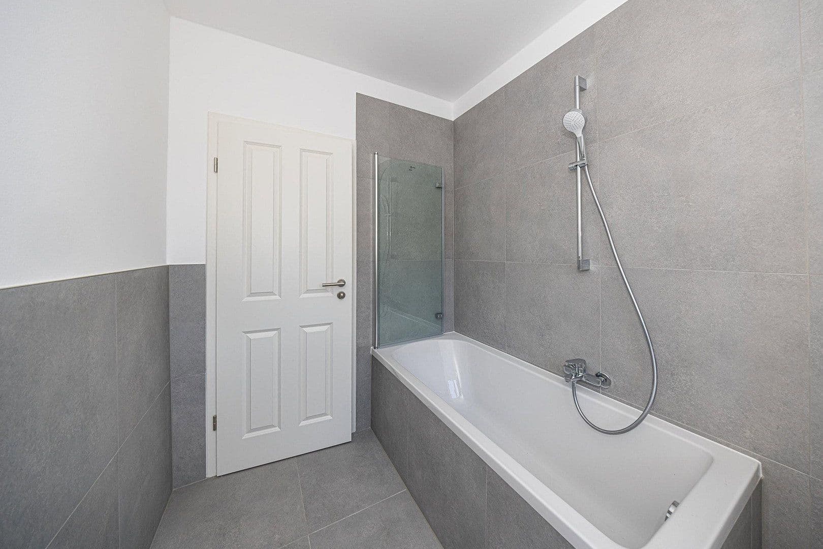 5 bedroom flat for sale, 80 m², Peresaer Strasse 3b, Groitzsch, Saxony 5 bedroom flat for sale, 80 m², Peresaer Strasse 3b, Groitzsch, Saxony