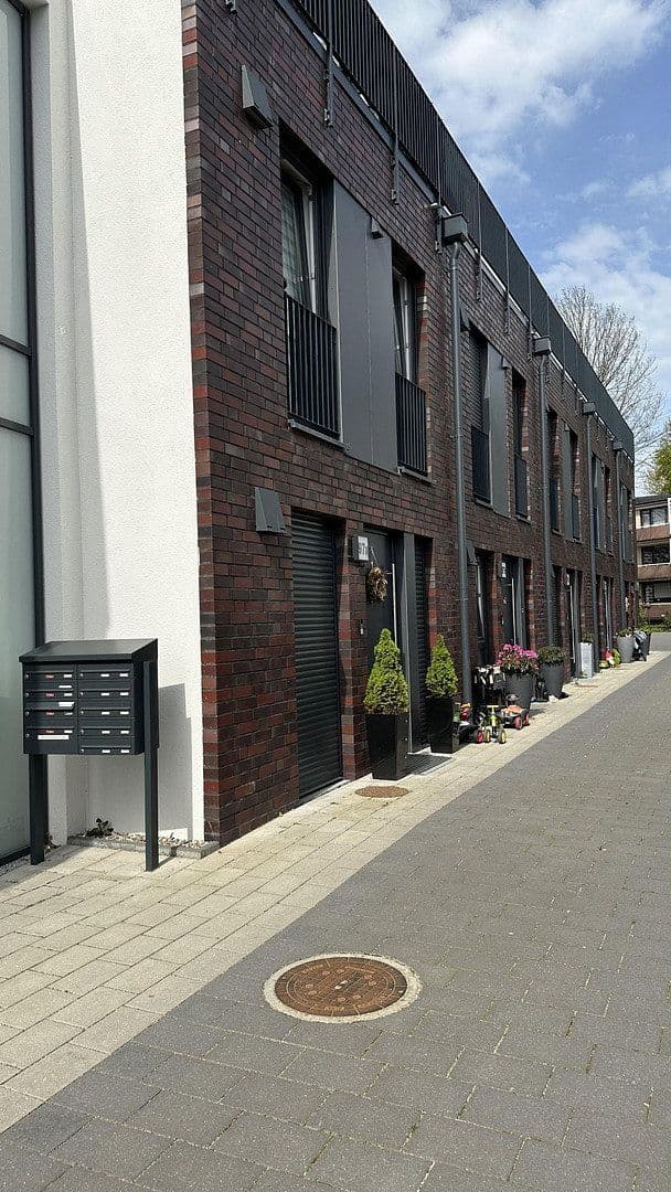 house to rent, 145 m², Meiendorferstrasse, 97, Hamburg, Hamburg house to rent, 145 m², Meiendorferstrasse, 97, Hamburg, Hamburg