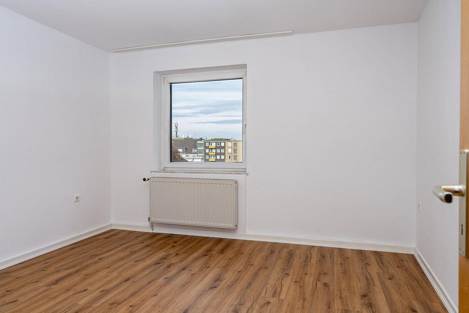 3 bedroom flat to rent, 69 m², Vestische Straße 2a, Oberhausen, North Rhine-Westphalia 3 bedroom flat to rent, 69 m², Vestische Straße 2a, Oberhausen, North Rhine-Westphalia