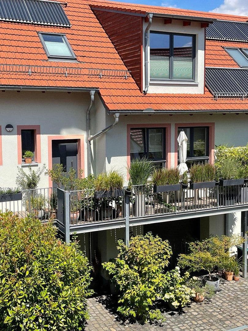 3 bedroom flat for sale, 97 m², Bischofsheim, Hesse 3 bedroom flat for sale, 97 m², Bischofsheim, Hesse