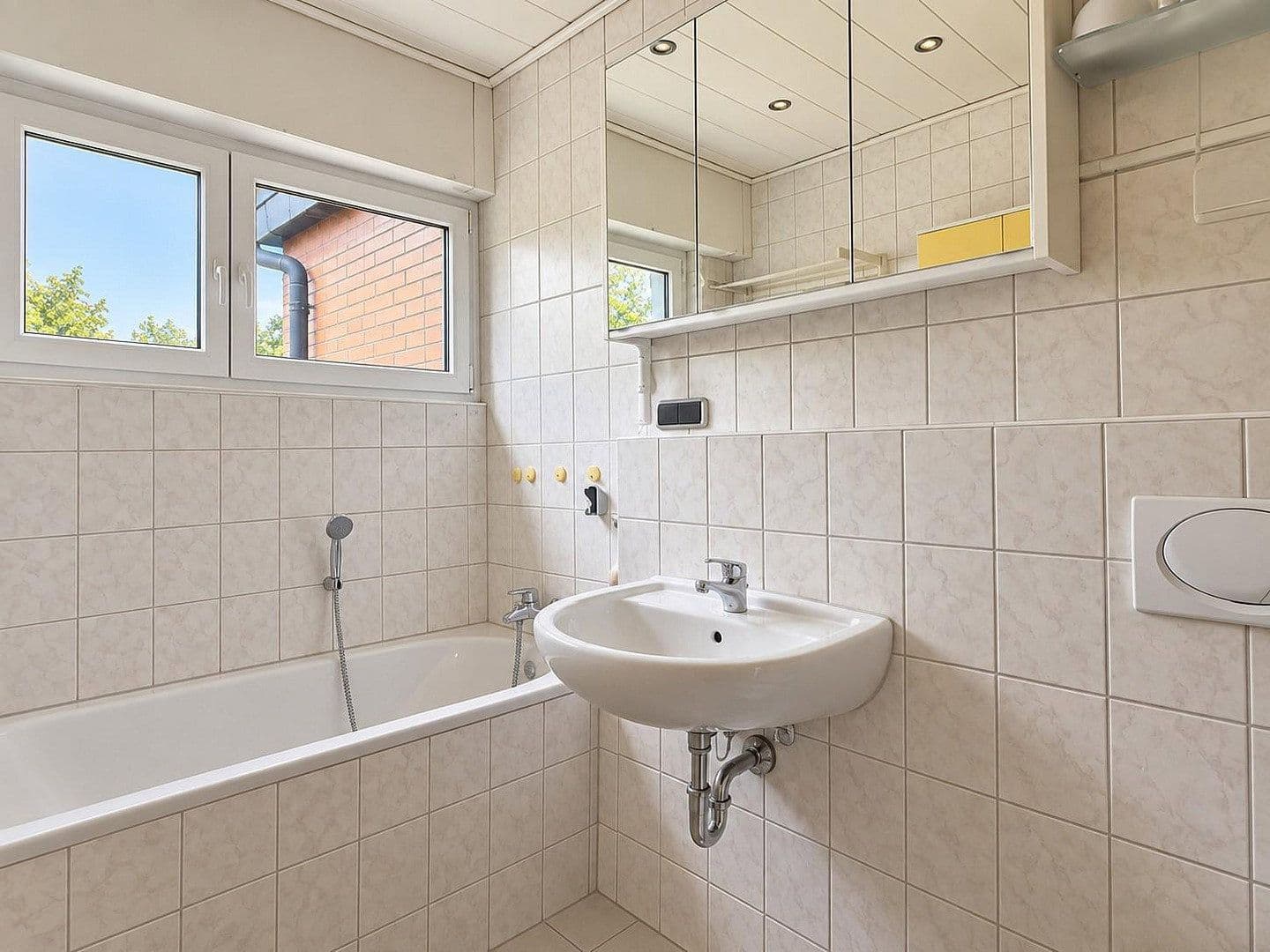 house for sale, 217 m², Heusenstamm, Hesse house for sale, 217 m², Heusenstamm, Hesse