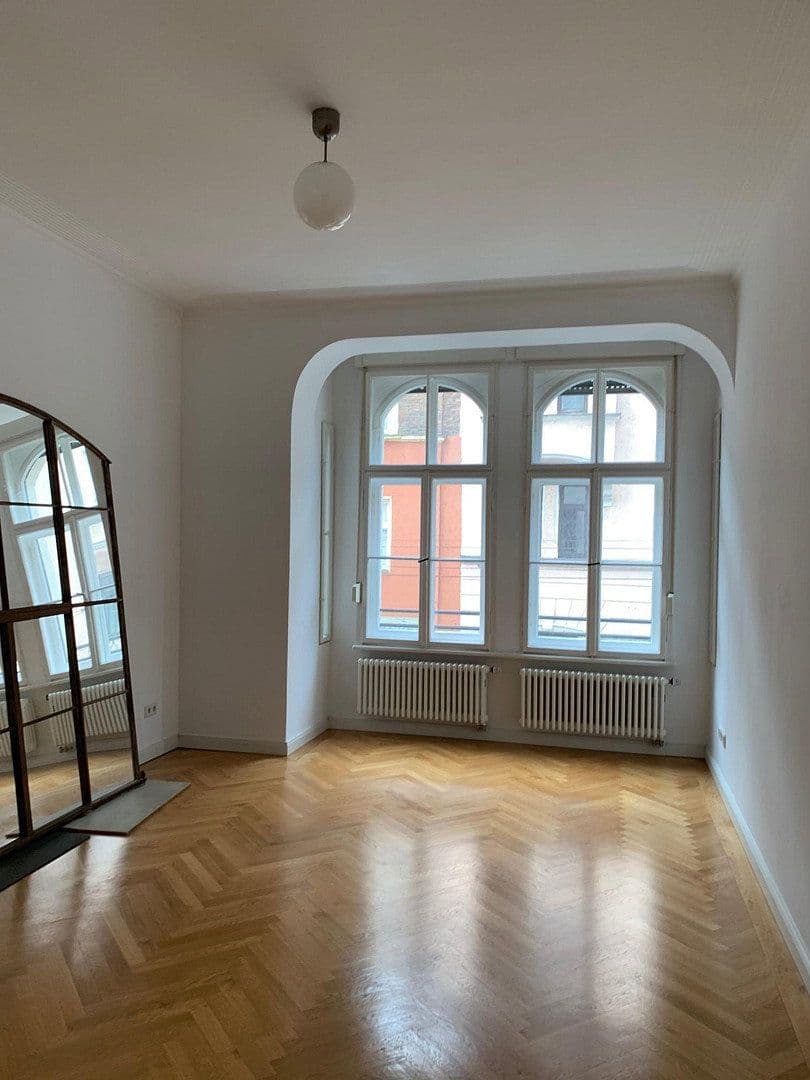 2 bedroom with open-plan kitchen flat to rent, 102 m², München, Bavaria 2 bedroom with open-plan kitchen flat to rent, 102 m², München, Bavaria
