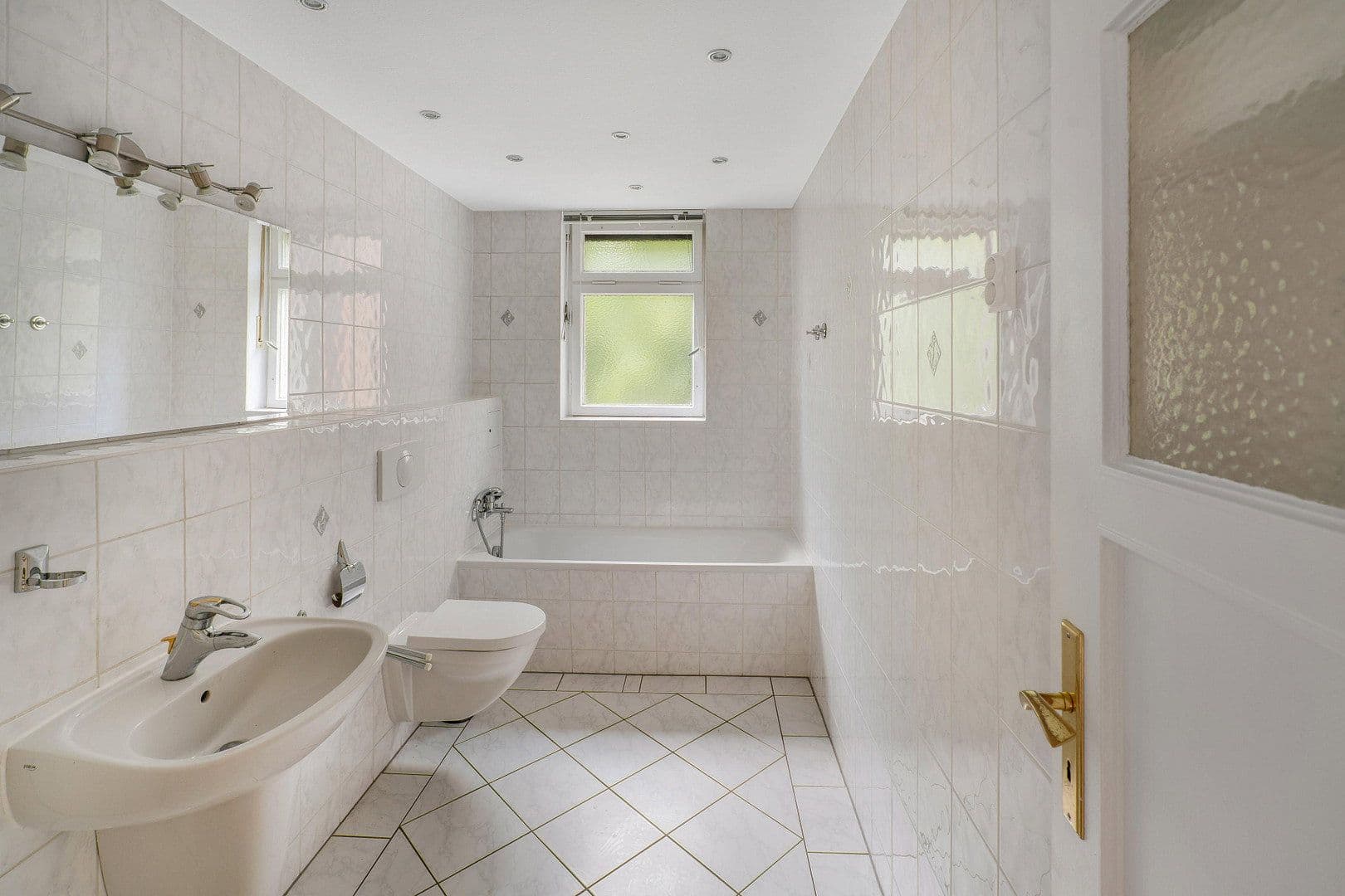 3 bedroom with open-plan kitchen flat for sale, 144 m², Hundekehlestraße 16-17, Berlin, Berlin 3 bedroom with open-plan kitchen flat for sale, 144 m², Hundekehlestraße 16-17, Berlin, Berlin