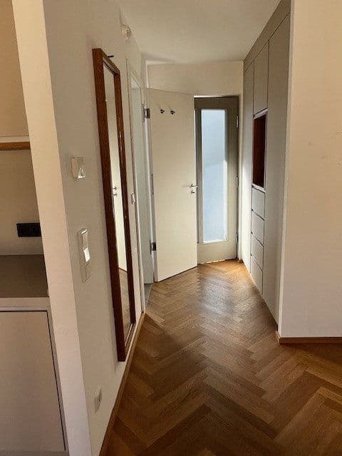 1 bedroom flat to rent, 32 m², Hinter der Schönen Aussicht 7, Frankfurt am Main, Hesse 1 bedroom flat to rent, 32 m², Hinter der Schönen Aussicht 7, Frankfurt am Main, Hesse