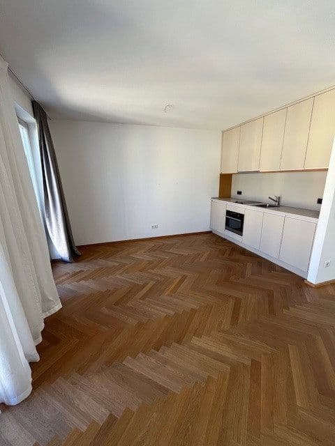 1 bedroom flat to rent, 32 m², Hinter der Schönen Aussicht 7, Frankfurt am Main, Hesse 1 bedroom flat to rent, 32 m², Hinter der Schönen Aussicht 7, Frankfurt am Main, Hesse