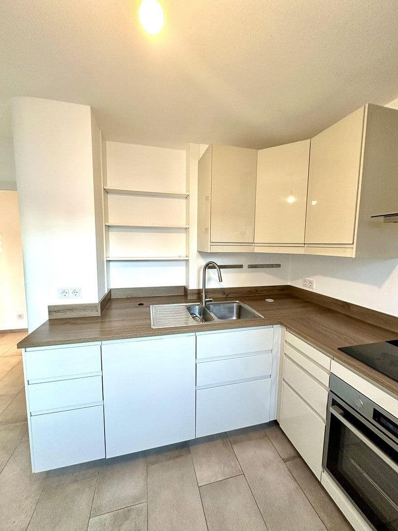 4 bedroom flat to rent, 110 m², Mühlheim am Main, Hesse 4 bedroom flat to rent, 110 m², Mühlheim am Main, Hesse