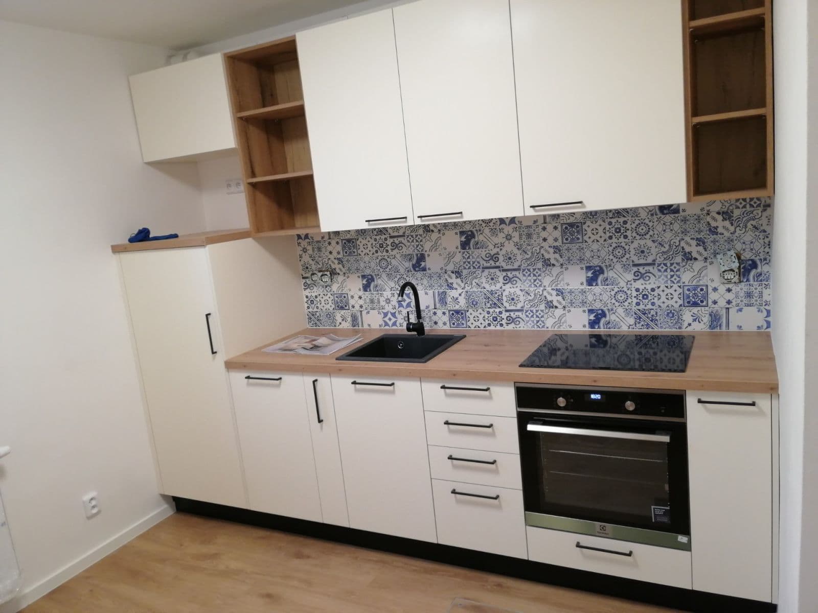 1 bedroom flat to rent, 46 m², Vehlovická, Prague, Prague 1 bedroom flat to rent, 46 m², Vehlovická, Prague, Prague