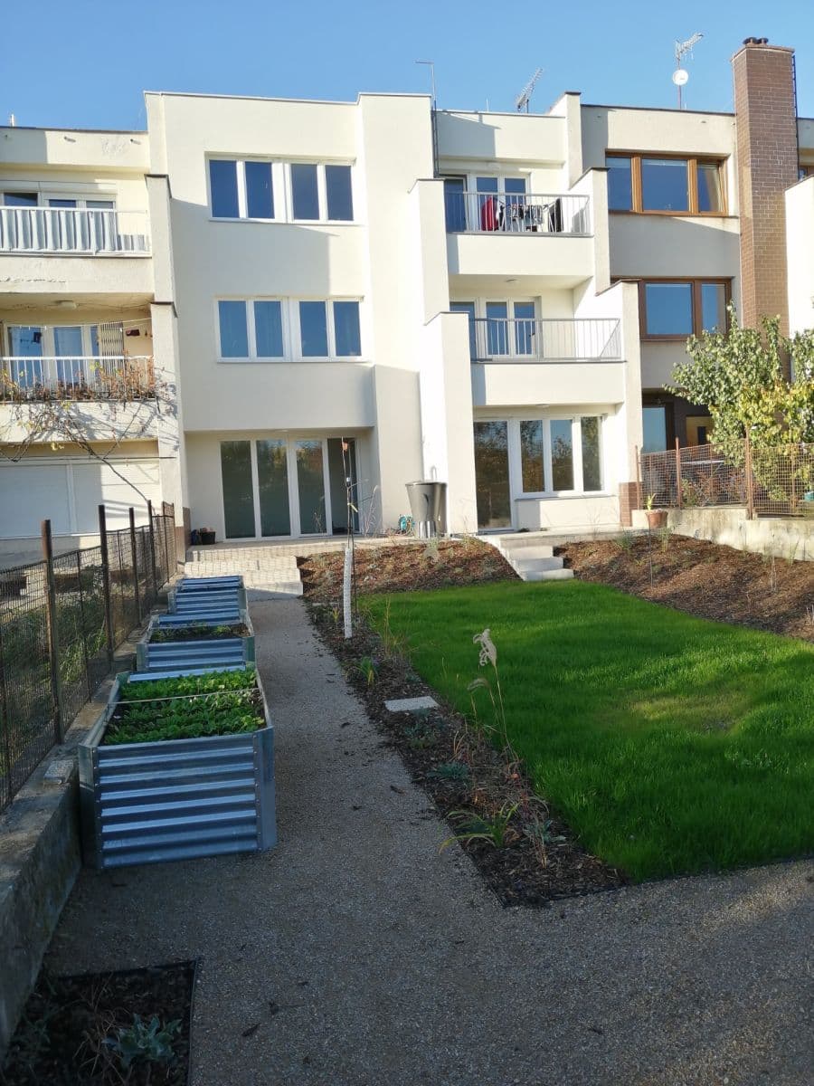 1 bedroom flat to rent, 46 m², Vehlovická, Prague, Prague 1 bedroom flat to rent, 46 m², Vehlovická, Prague, Prague