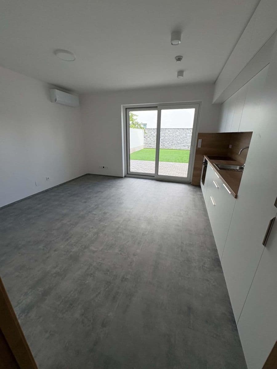 Studio flat to rent, 30 m², Břetislavova, Brno, Jihomoravský Region Studio flat to rent, 30 m², Břetislavova, Brno, Jihomoravský Region
