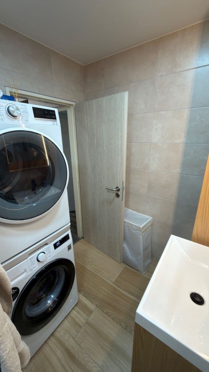 2 bedroom flat for sale, 62 m², Čs. armády, Louny, Ústecký Region 2 bedroom flat for sale, 62 m², Čs. armády, Louny, Ústecký Region