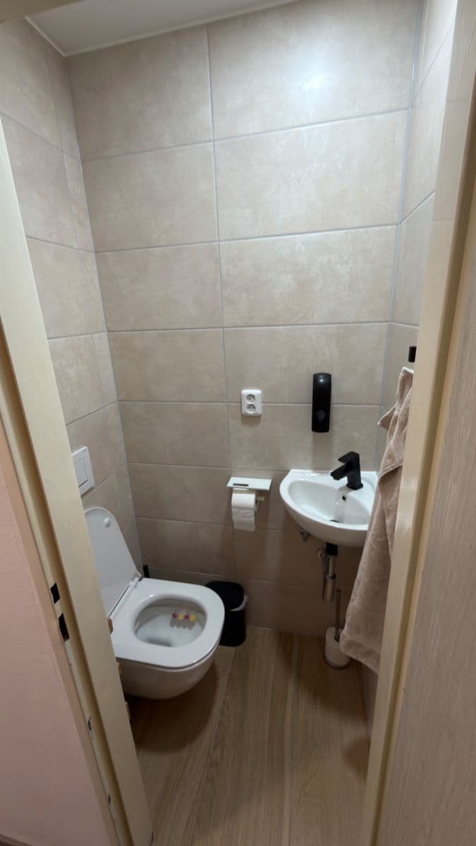 2 bedroom flat for sale, 62 m², Čs. armády, Louny, Ústecký Region 2 bedroom flat for sale, 62 m², Čs. armády, Louny, Ústecký Region
