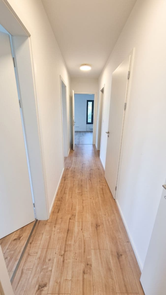 2 bedroom with open-plan kitchen flat to rent, 67 m², Brno, Jihomoravský Region 2 bedroom with open-plan kitchen flat to rent, 67 m², Brno, Jihomoravský Region
