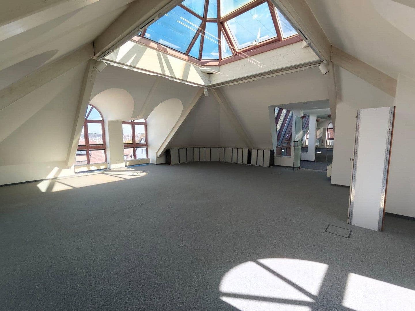 office to rent, 589 m², August-Mohl-Str. 13, Hof, Bavaria office to rent, 589 m², August-Mohl-Str. 13, Hof, Bavaria