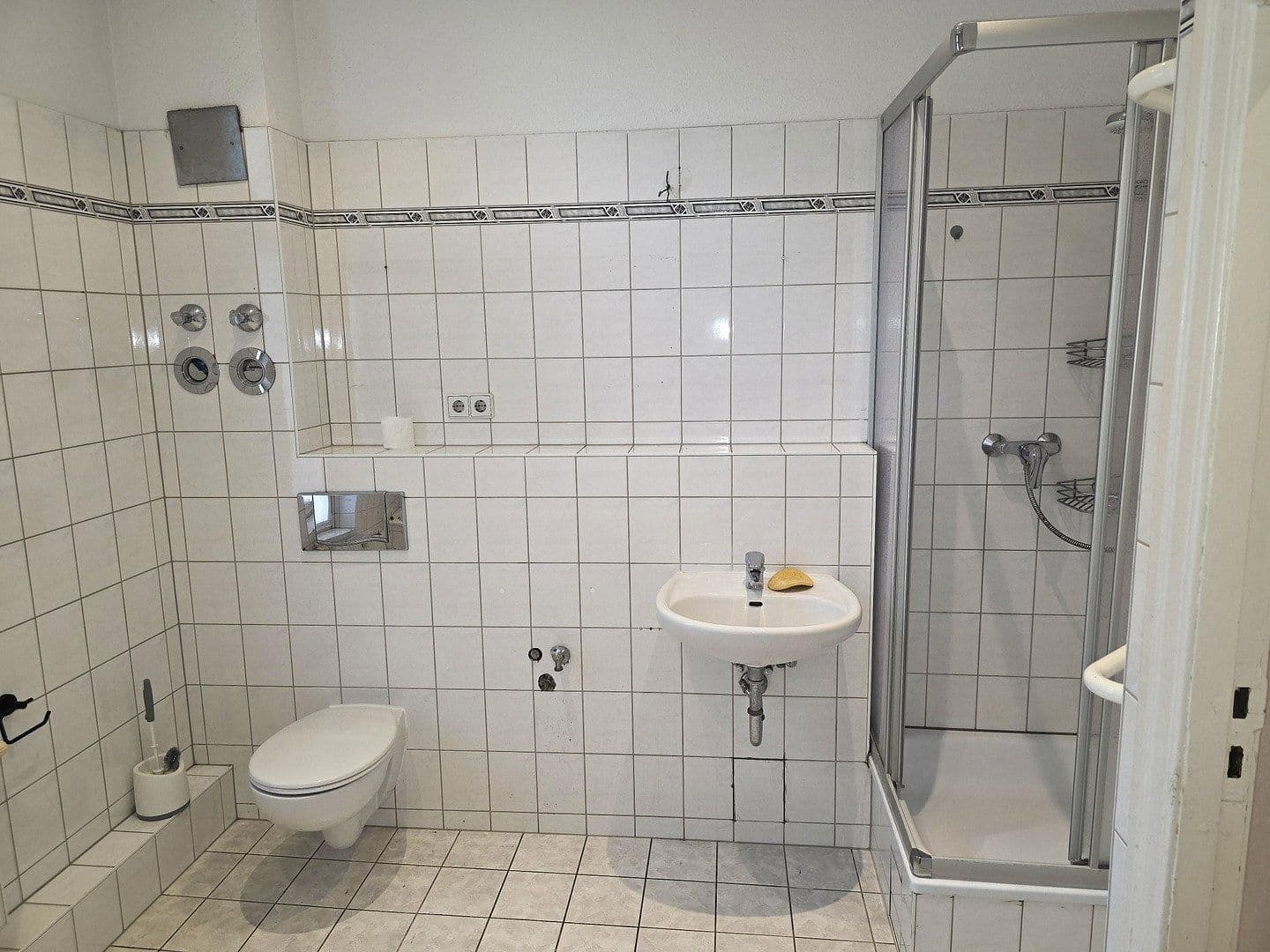 4 bedroom flat to rent, 130 m², Treskowallee 97, Berlin, Berlin 4 bedroom flat to rent, 130 m², Treskowallee 97, Berlin, Berlin