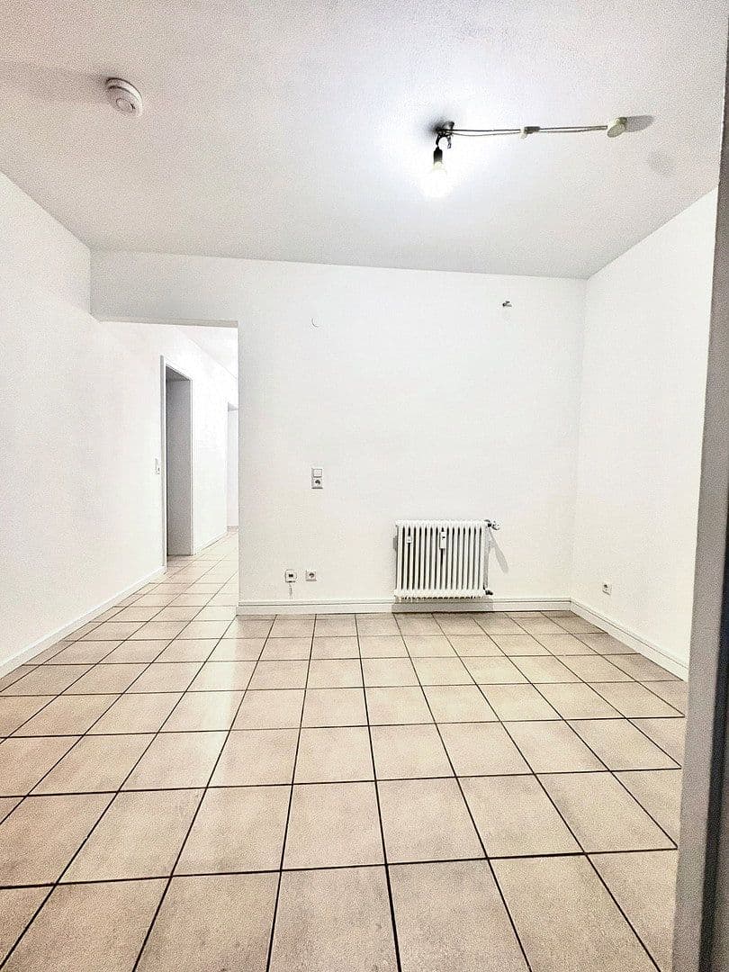 3 bedroom with open-plan kitchen flat to rent, 93 m², Stuttgart, Baden-Württemberg 3 bedroom with open-plan kitchen flat to rent, 93 m², Stuttgart, Baden-Württemberg