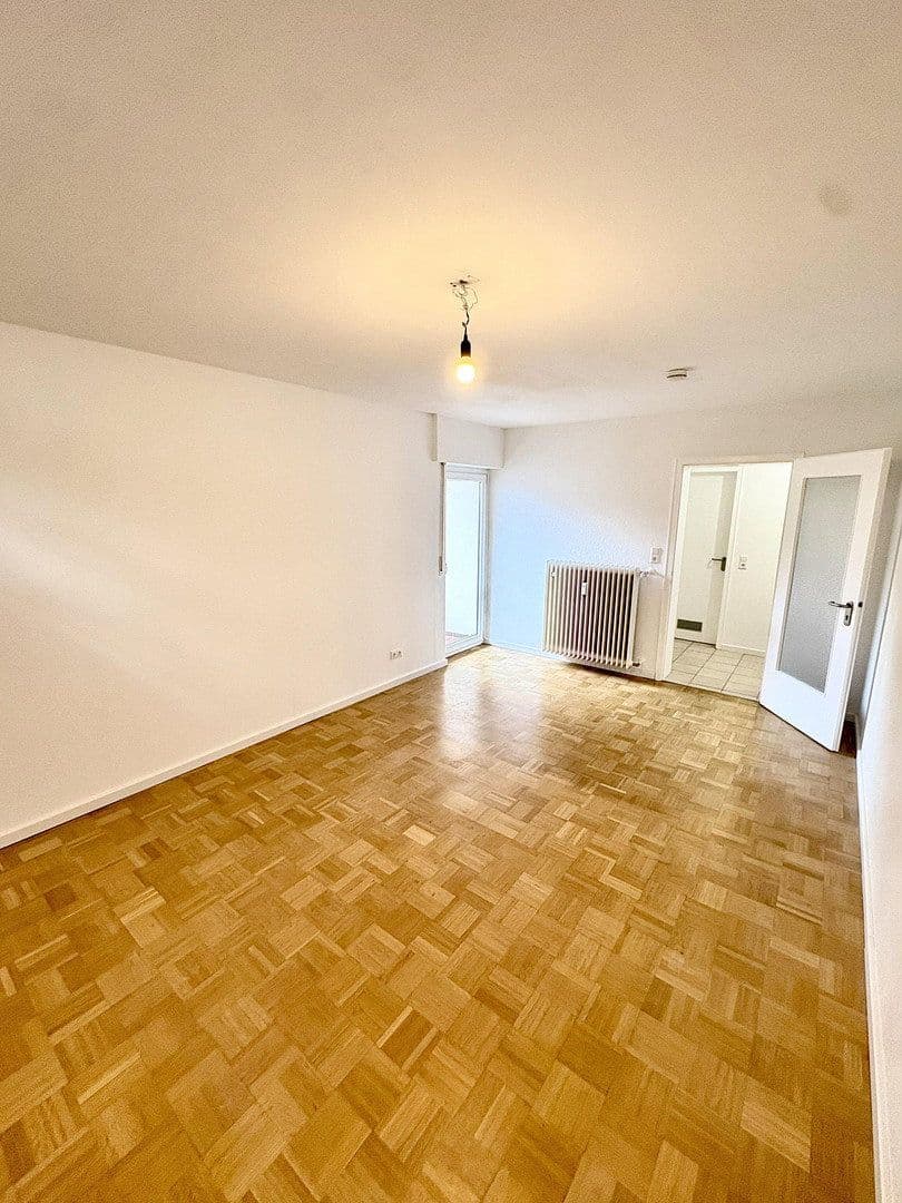 3 bedroom with open-plan kitchen flat to rent, 93 m², Stuttgart, Baden-Württemberg 3 bedroom with open-plan kitchen flat to rent, 93 m², Stuttgart, Baden-Württemberg