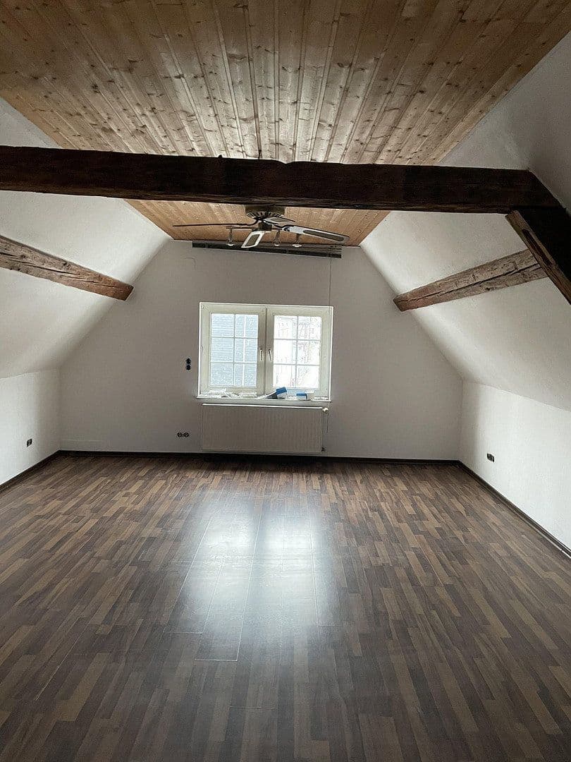 house to rent, 211 m², Falltorstr. 2, Bruchköbel, Hesse house to rent, 211 m², Falltorstr. 2, Bruchköbel, Hesse
