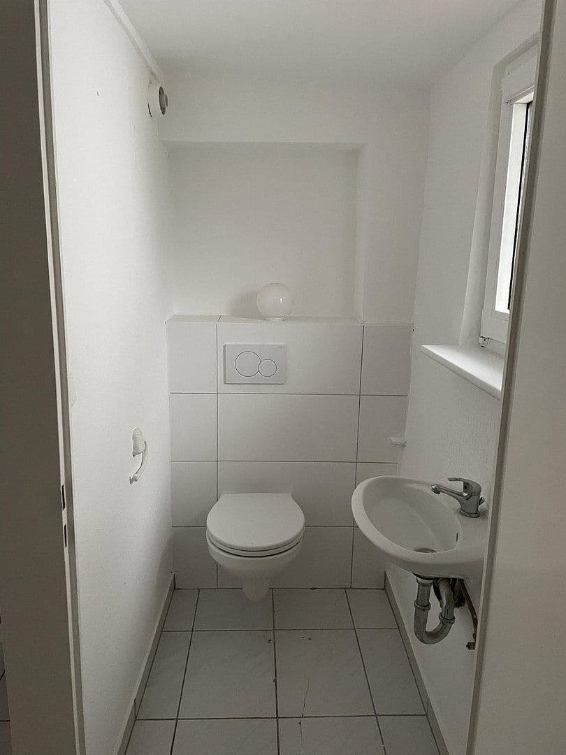 house to rent, 211 m², Falltorstr. 2, Bruchköbel, Hesse house to rent, 211 m², Falltorstr. 2, Bruchköbel, Hesse