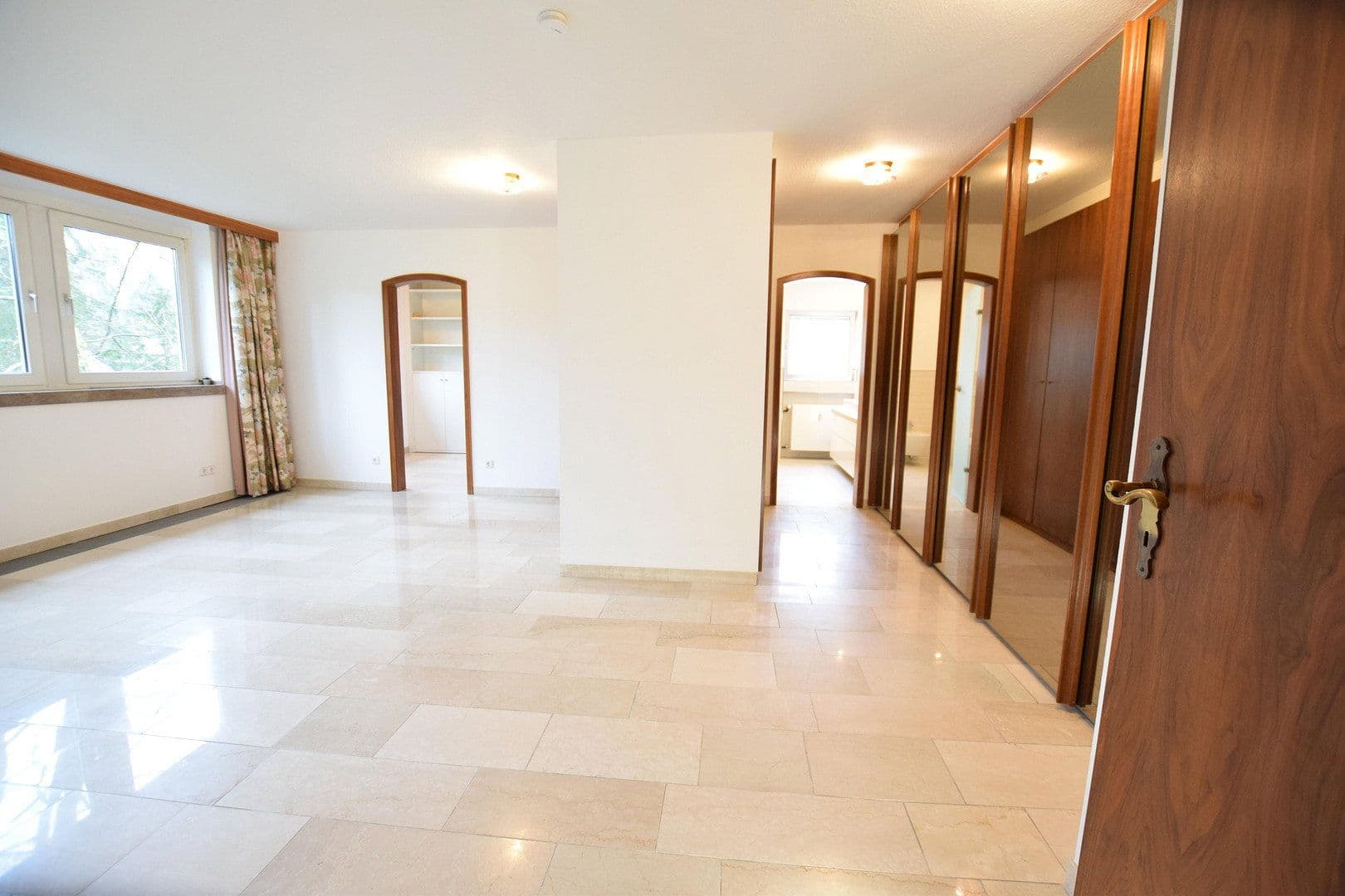 1 bedroom with open-plan kitchen flat to rent, 135 m², Bergisch Gladbach, North Rhine-Westphalia 1 bedroom with open-plan kitchen flat to rent, 135 m², Bergisch Gladbach, North Rhine-Westphalia