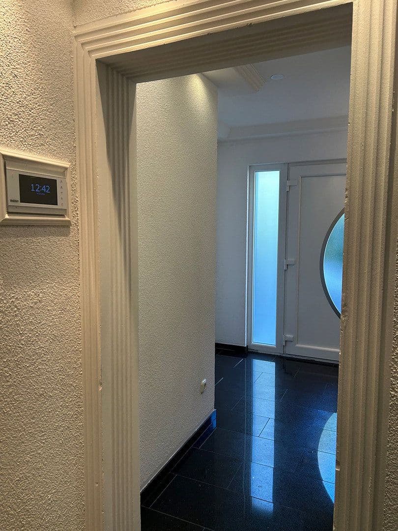 house to rent, 186 m², Leverkusen, North Rhine-Westphalia house to rent, 186 m², Leverkusen, North Rhine-Westphalia