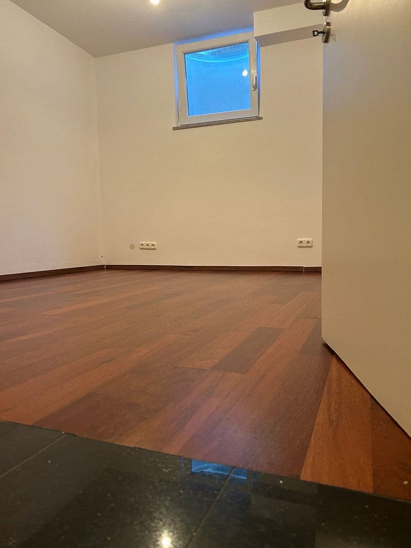 house to rent, 186 m², Leverkusen, North Rhine-Westphalia house to rent, 186 m², Leverkusen, North Rhine-Westphalia