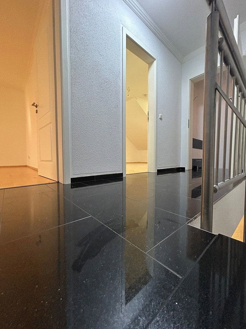 house to rent, 186 m², Leverkusen, North Rhine-Westphalia house to rent, 186 m², Leverkusen, North Rhine-Westphalia