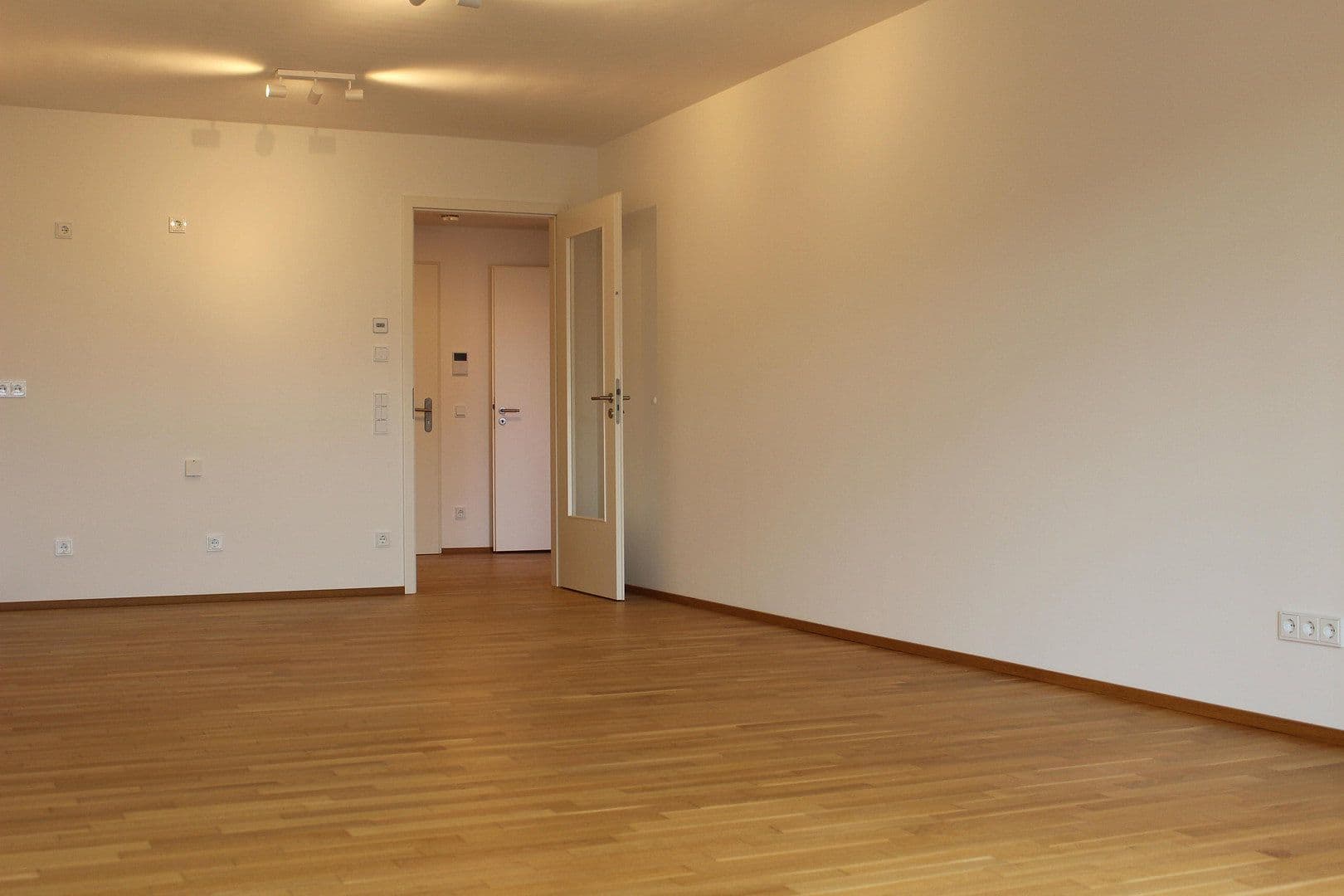 2 bedroom flat to rent, 68 m², Leipziger Str. 35 D, Dresden, Saxony 2 bedroom flat to rent, 68 m², Leipziger Str. 35 D, Dresden, Saxony