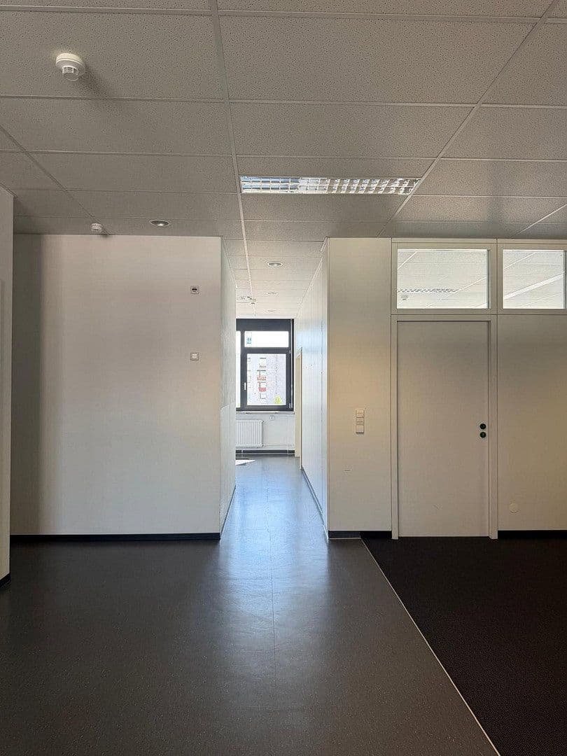 office to rent, 270 m², Breitwiesenstraße 13, Stuttgart, Baden-Württemberg office to rent, 270 m², Breitwiesenstraße 13, Stuttgart, Baden-Württemberg