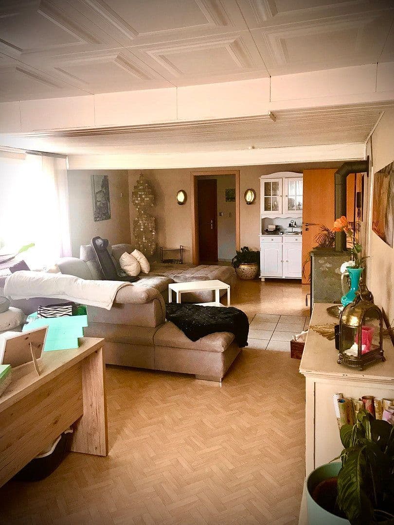 house for sale, 400 m², Vogelsbergstrasse, 48, Ulrichstein, Hesse house for sale, 400 m², Vogelsbergstrasse, 48, Ulrichstein, Hesse