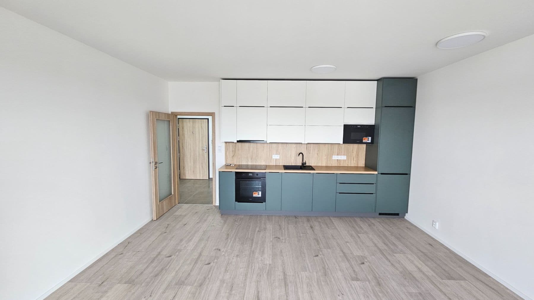 1 bedroom with open-plan kitchen flat to rent, 64 m², Generála Sedláčka, Brandýs nad Labem-Stará Boleslav, Středočeský Region 1 bedroom with open-plan kitchen flat to rent, 64 m², Generála Sedláčka, Brandýs nad Labem-Stará Boleslav, Středočeský Region