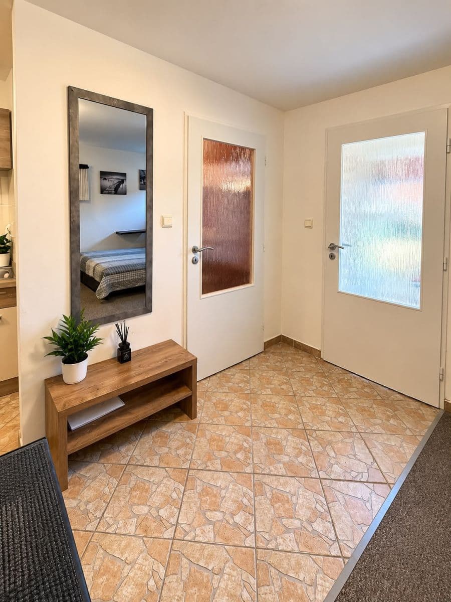 Studio flat to rent, 30 m², Za Šmatlíkem, Prague, Prague Studio flat to rent, 30 m², Za Šmatlíkem, Prague, Prague