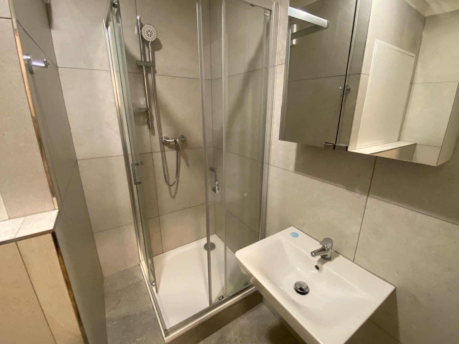 Studio flat to rent, 28 m², Křivoklátská, Prague, Prague Studio flat to rent, 28 m², Křivoklátská, Prague, Prague
