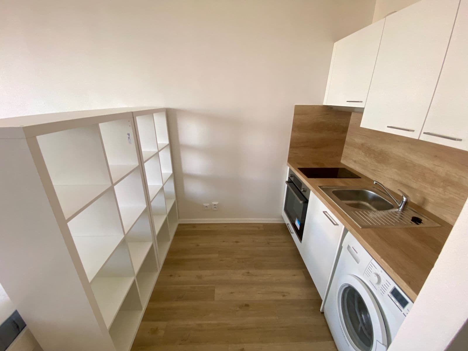 Studio flat to rent, 28 m², Křivoklátská, Prague, Prague Studio flat to rent, 28 m², Křivoklátská, Prague, Prague