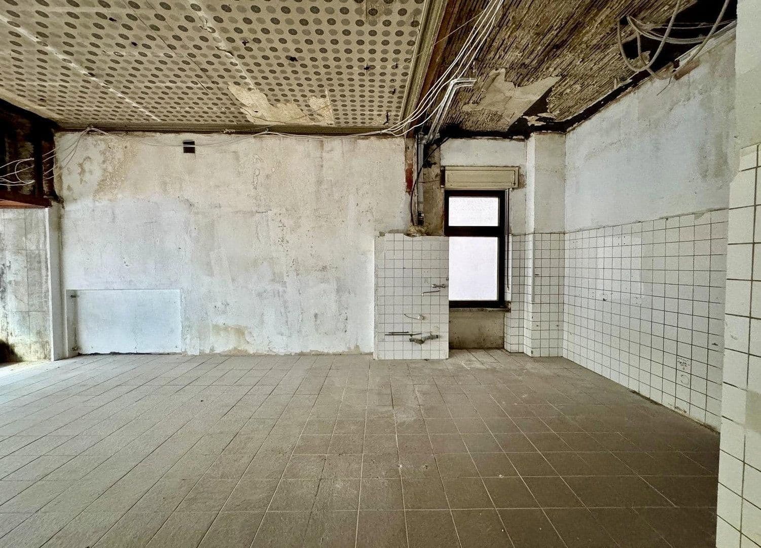 non-residential property to rent, 130 m², Bochumer Straße 36, Essen, North Rhine-Westphalia non-residential property to rent, 130 m², Bochumer Straße 36, Essen, North Rhine-Westphalia