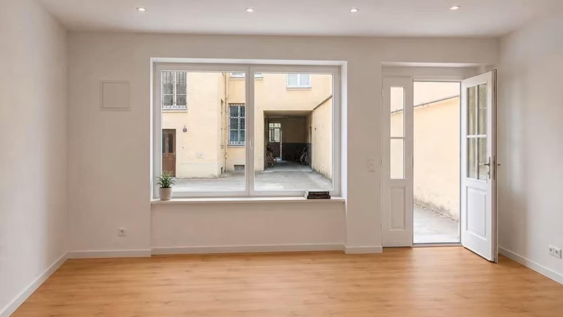 2 bedroom with open-plan kitchen flat for sale, 130 m², München, Bavaria 2 bedroom with open-plan kitchen flat for sale, 130 m², München, Bavaria