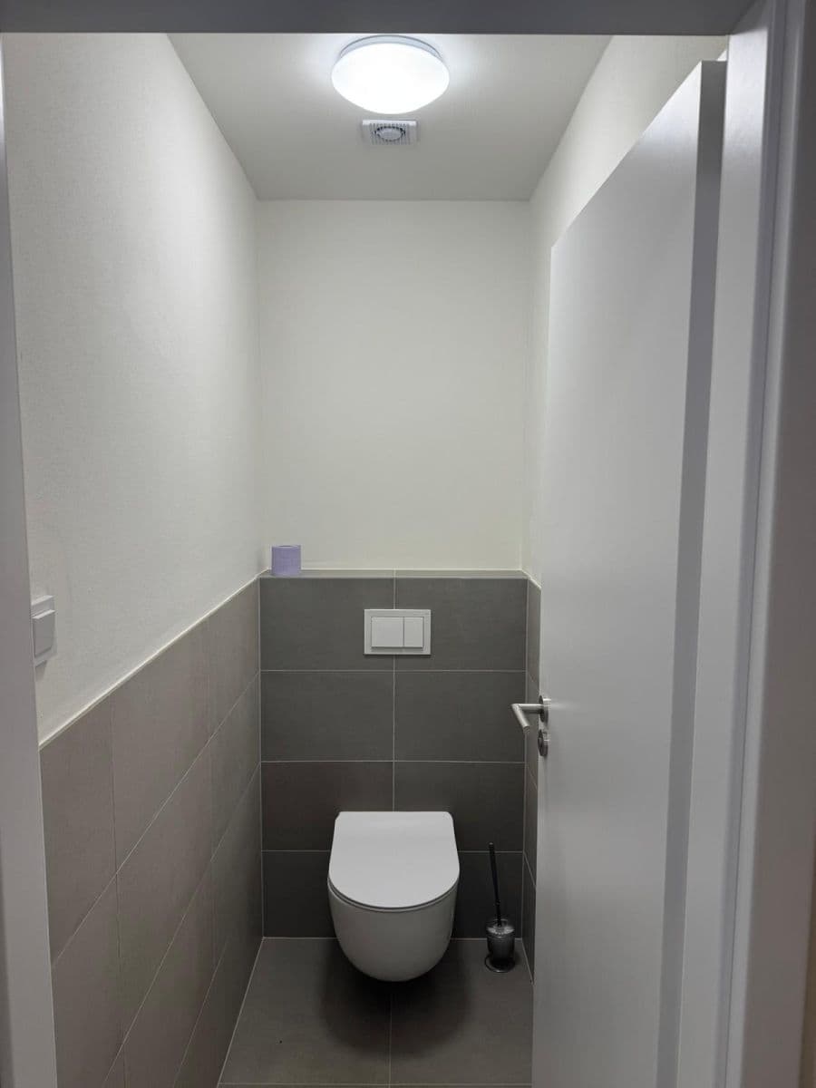 1 bedroom with open-plan kitchen flat to rent, 56 m², K Pomezí, Cheb, Karlovarský Region 1 bedroom with open-plan kitchen flat to rent, 56 m², K Pomezí, Cheb, Karlovarský Region